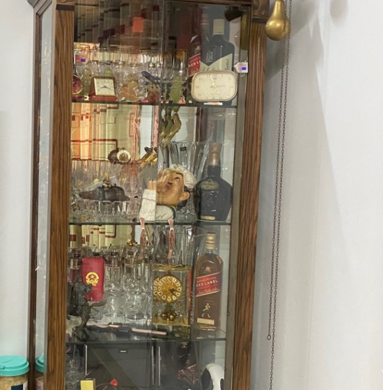 Tủ Rượu Gỗ Sồi Nga 65cm Lau Màu Óc Chó TG 14.3