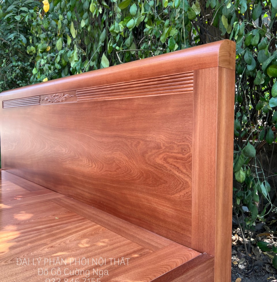 Tủ Quần Áo Gỗ Xoan Đào 3 Cánh 1m9 Kèm Kệ Trang Trí Hiện Đại 