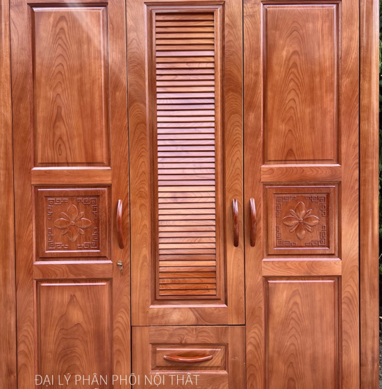 Tủ quần áo gỗ xoan đào 3 cánh mẫu hoa thị lá sách 