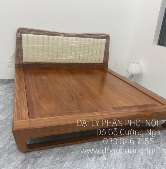 Giường Ngủ Gỗ Cẩm Kiểu Nhật Chân Quỳ - Đầu Bọc Nệm Đẹp Hiện Đại 