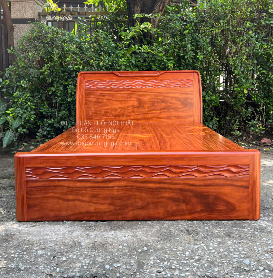 Giường Ngủ Gỗ Cẩm Mẫu Sóng Phản Liền Tấm Sang Trọng 
