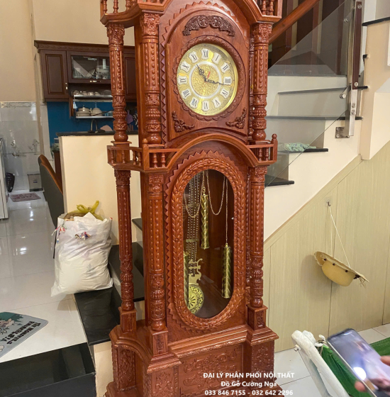 Đồng Hồ Cây Gỗ Hương Đá Mẫu Tháp 2m3 Cao Cấp Sang Trọng 