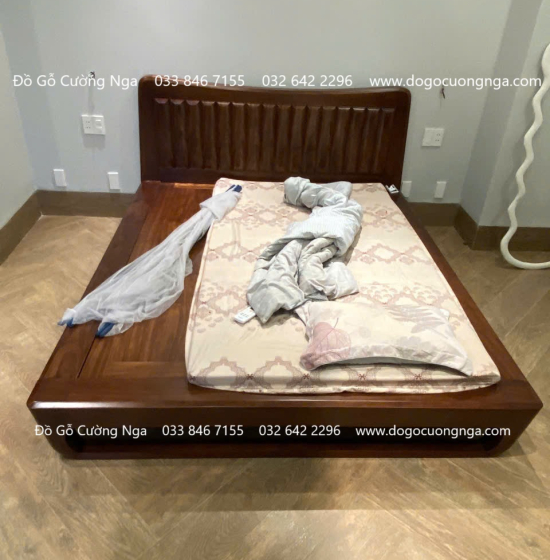 Giường Ngủ Gỗ Hương Xám Kiểu Nhật Hiên Đại - Màu Óc Chó 