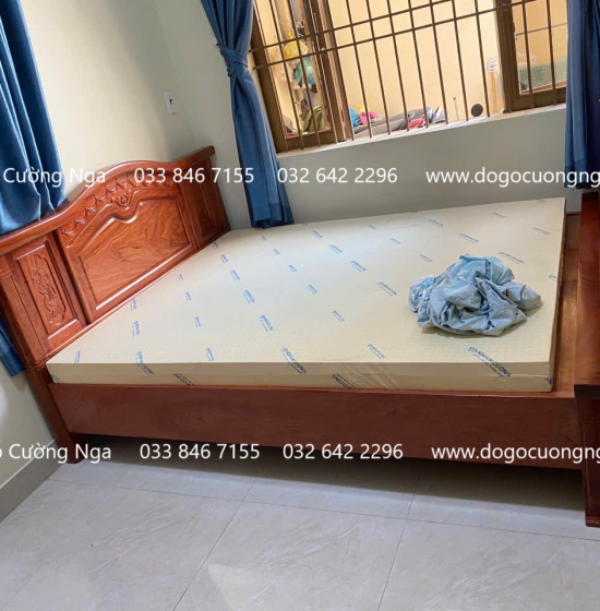 Giường gỗ hương đá phản liền cao cấp - mẫu nữ hoàng 