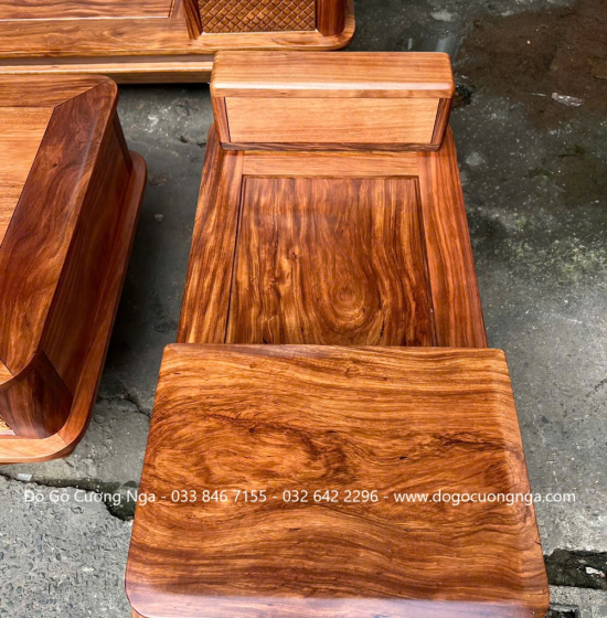 Sofa gỗ hương xám chân thuyền góc L hiện đại 2m85 x 1m95 