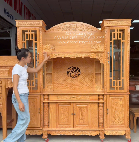 Kệ Tivi Phòng Khách Kết Hợp Tủ Rượu Gỗ Gõ Đỏ Mặt Lưng Liền Sang Trọng