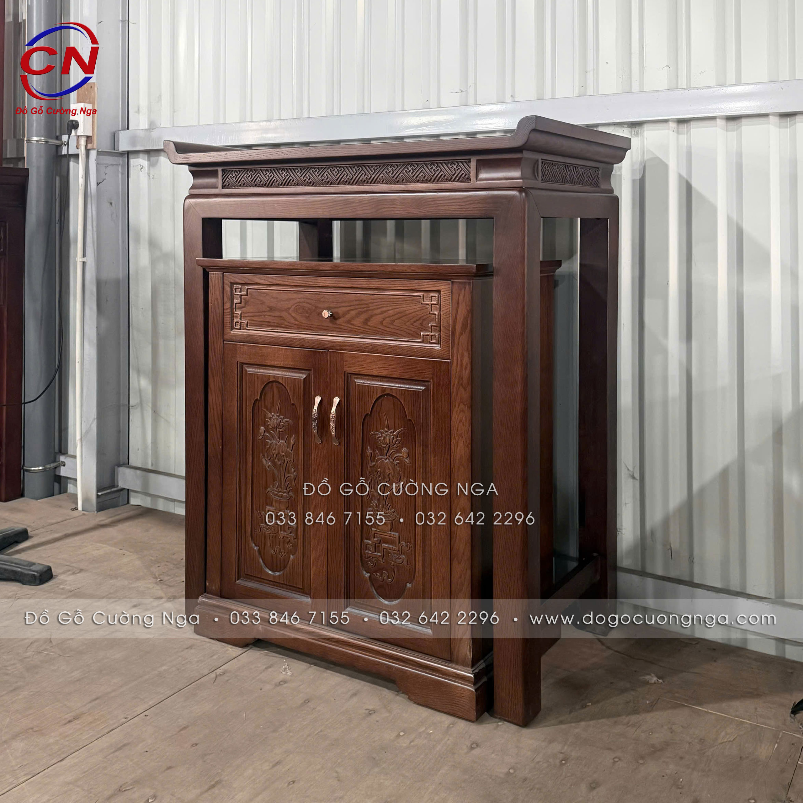 bàn thờ gỗ sồi óc chó 