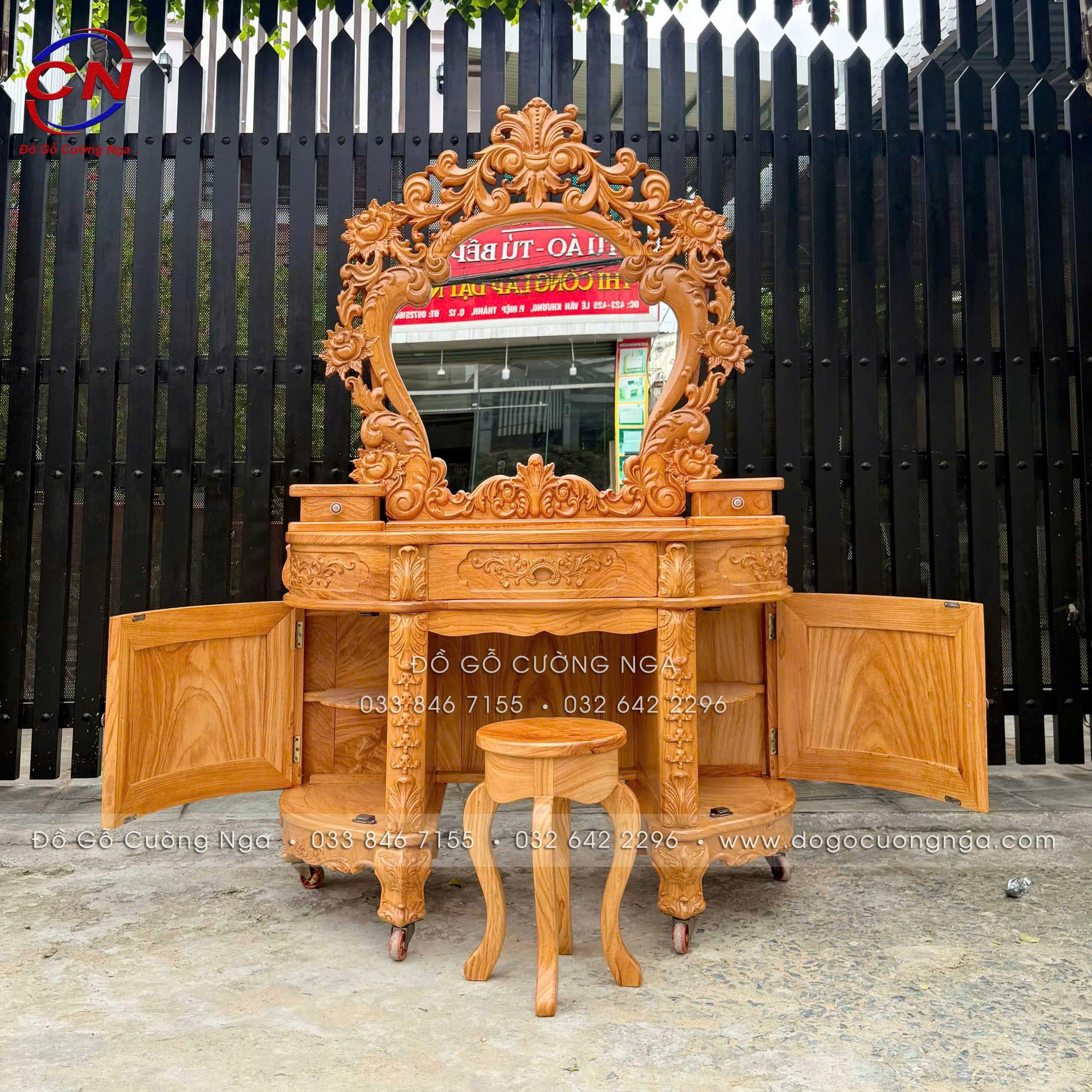 ban trang điêm gỗ gõ đỏ 