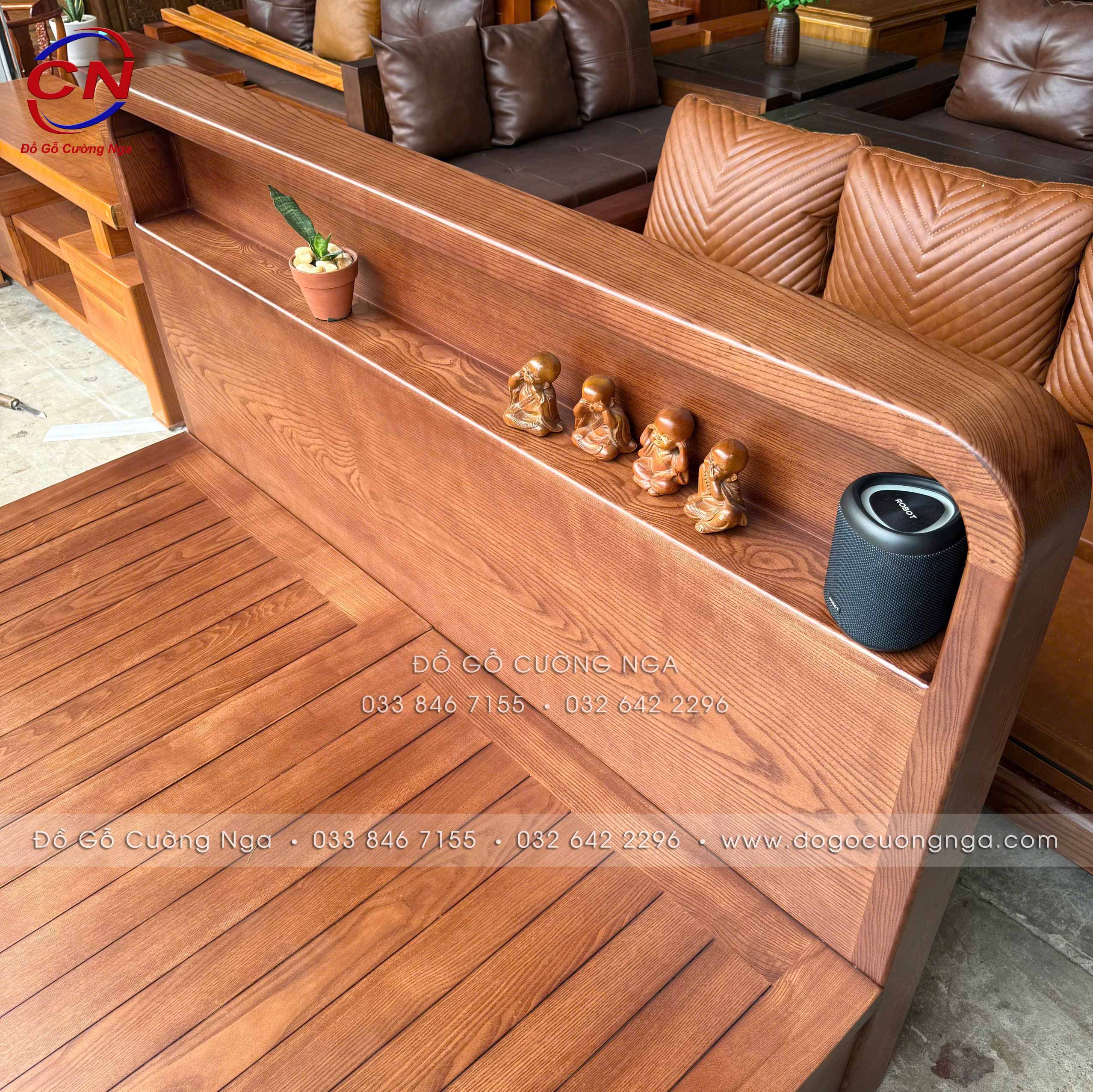 giường gỗ sồi lau màu óc chó vai sát đất 