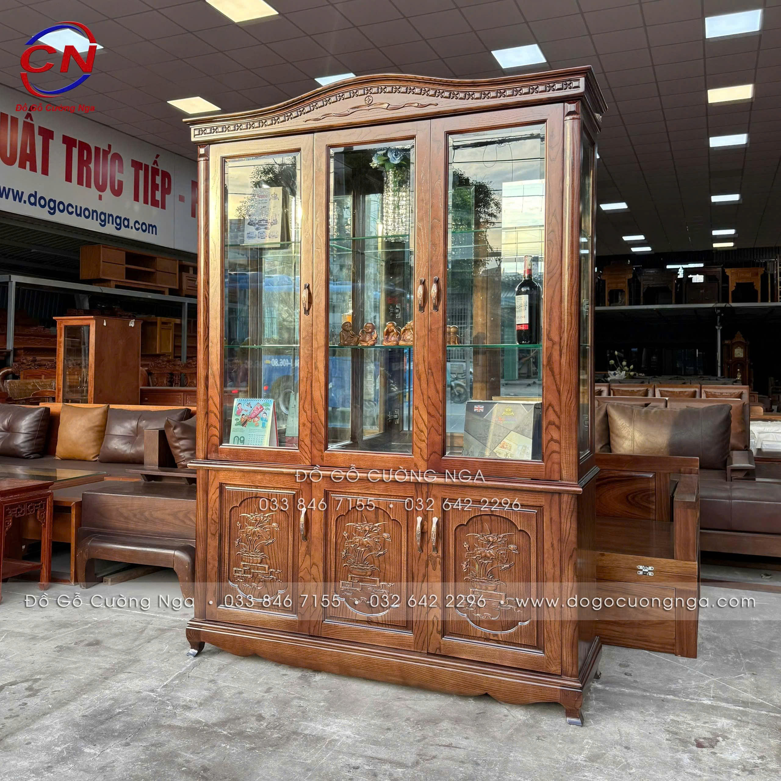 tủ rượu gỗ sồi óc chó 3 cánh dài 1m45 