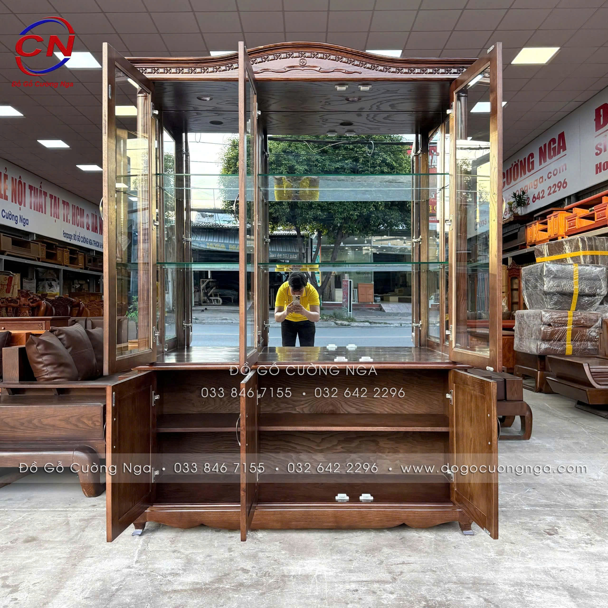 tủ rượu gỗ sồi óc chó 3 cánh dài 1m45 