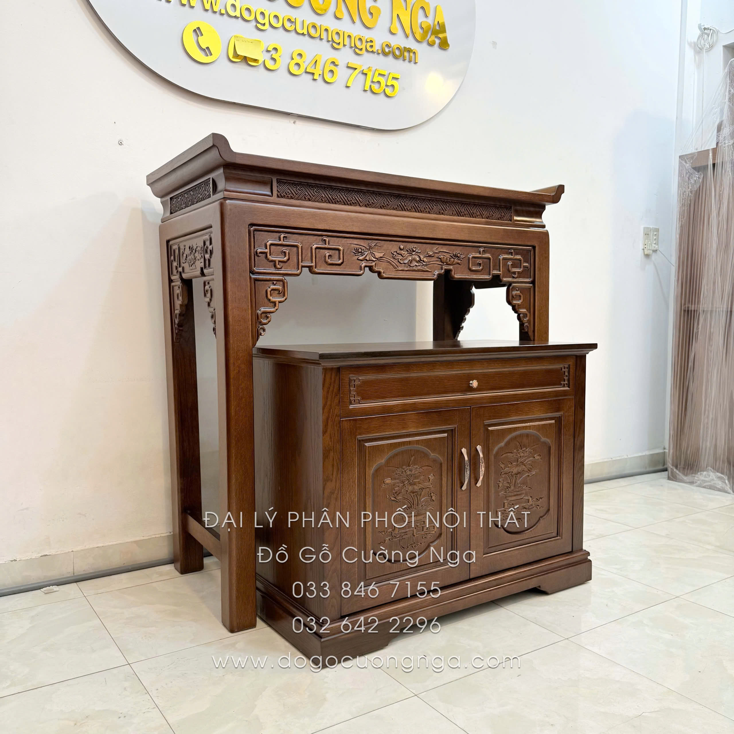 bàn thờ gỗ sồi màu óc chó m107 