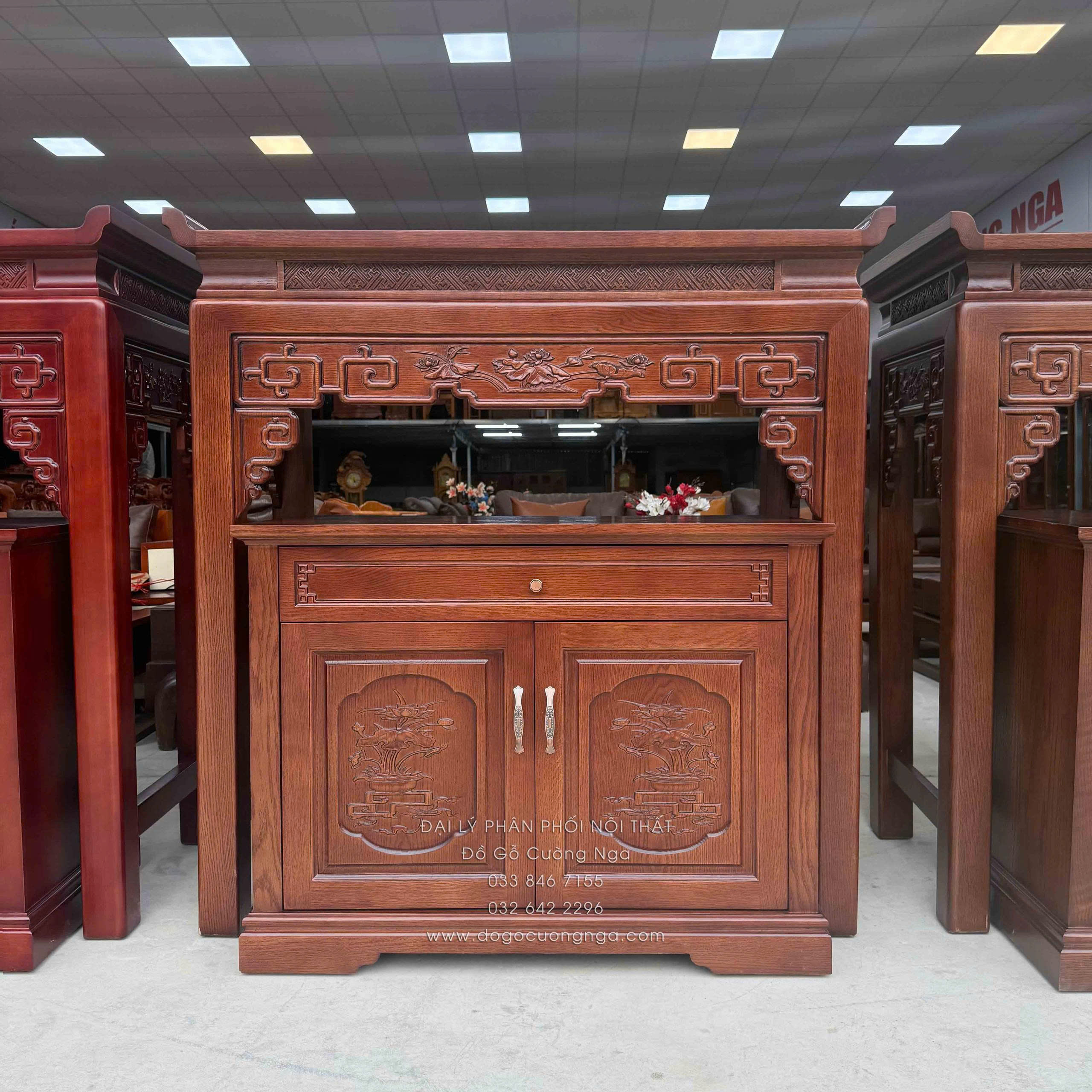 bàn thờ gỗ sồi màu óc chó m107 