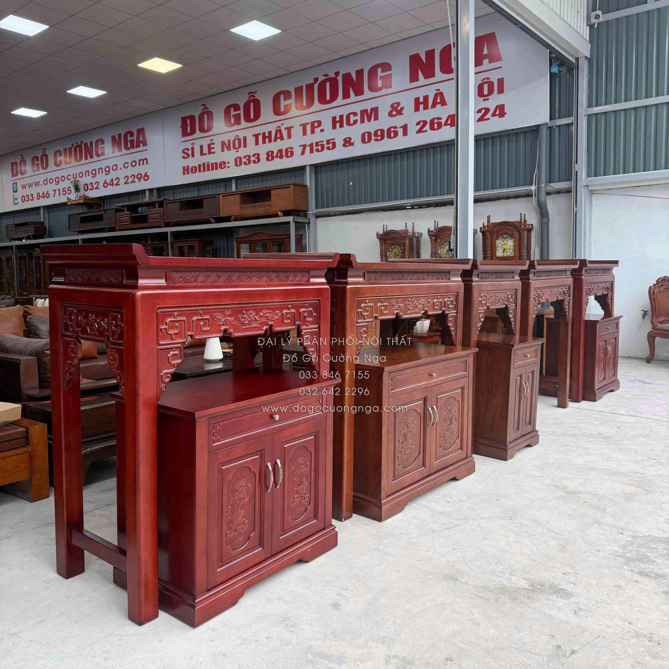 bàn thờ gỗ sồi màu óc chó